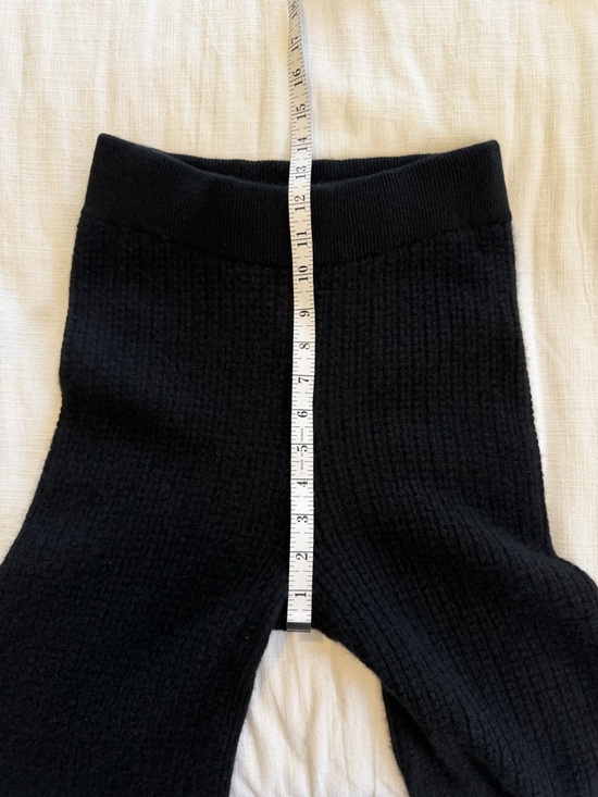 Alo Cashmere High-Waist Plush Waffle Pant in Black SZ M - Picture 12 of 13